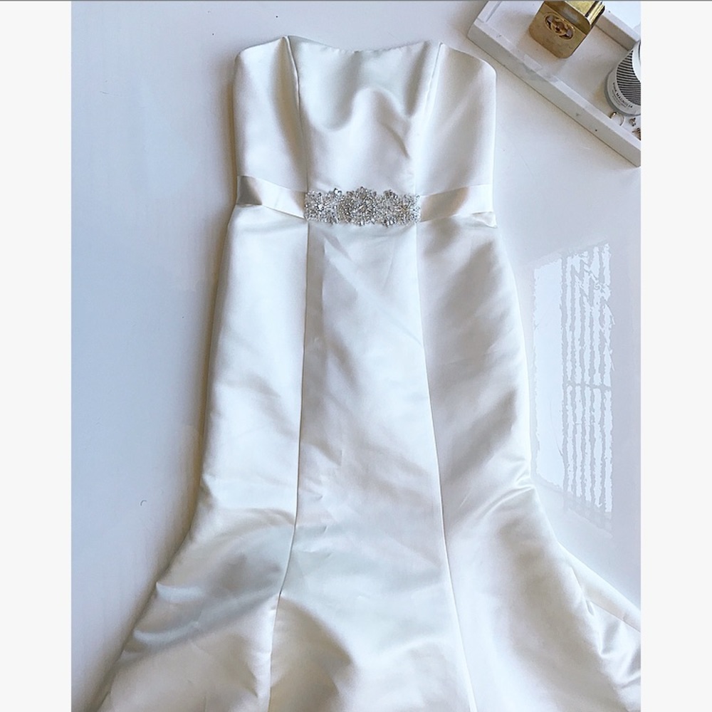 Strapless trumpet wedding dress - Picture 4 of 8